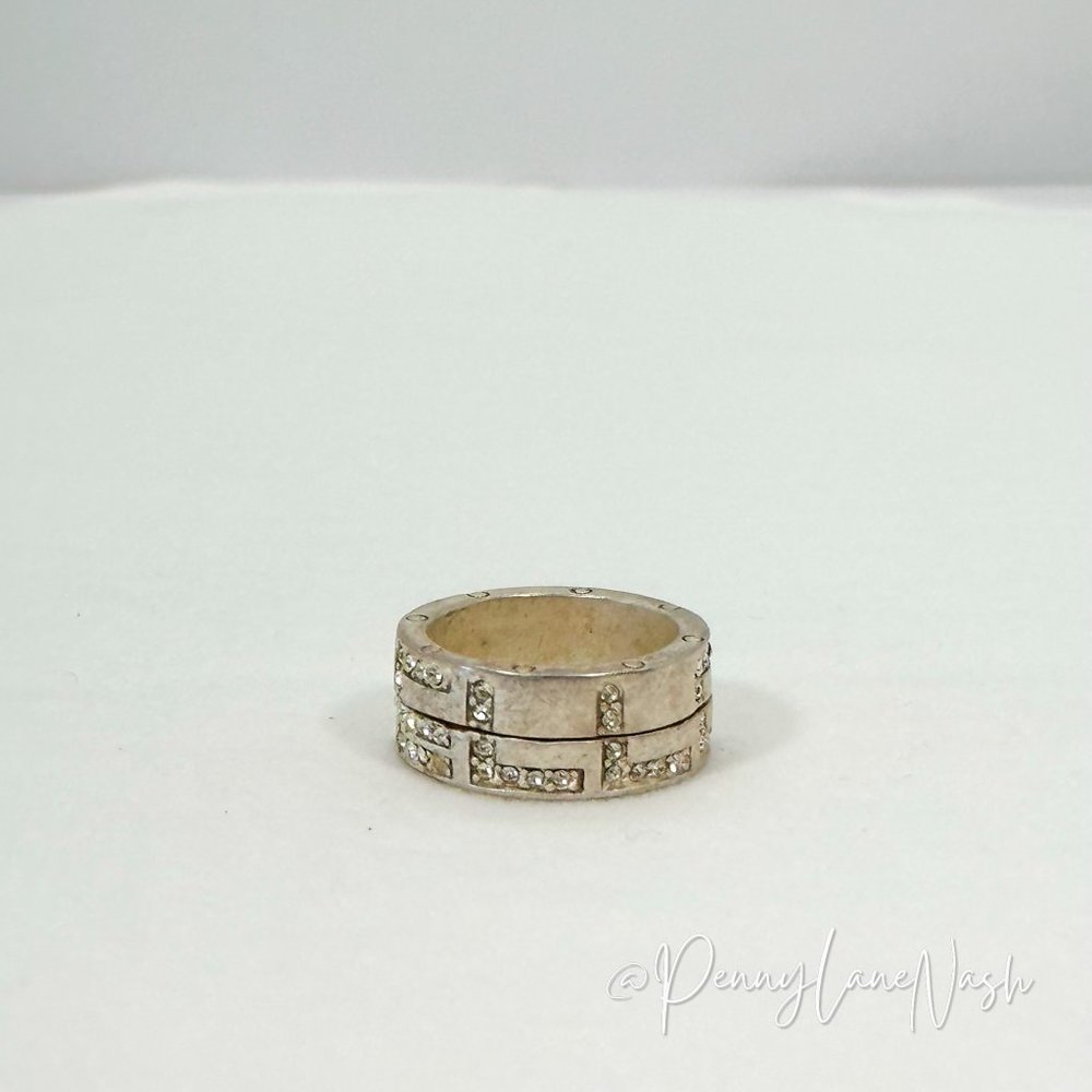 Vintage "HELLO" Rhinestone Spinner Ring in Silver - Picture 6 of 7